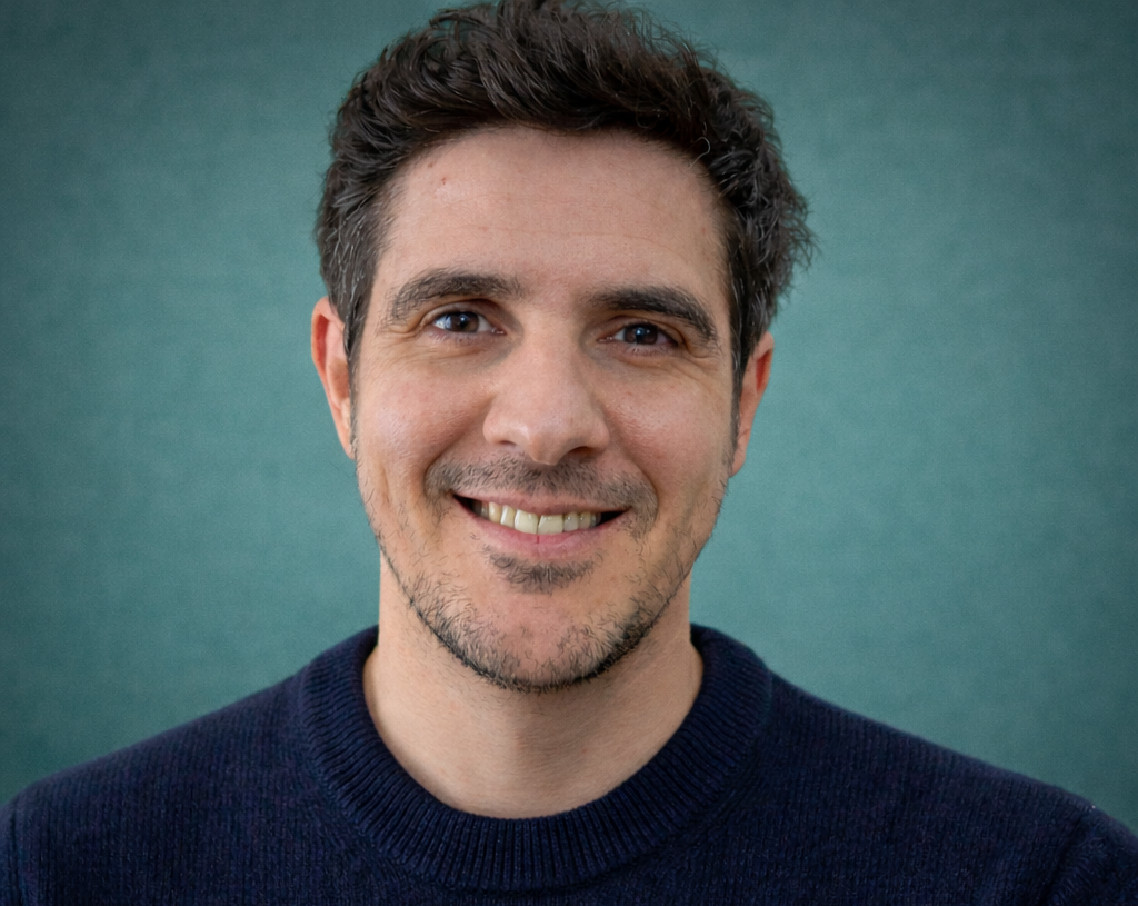 Daniel, Ribes Estudi Dental